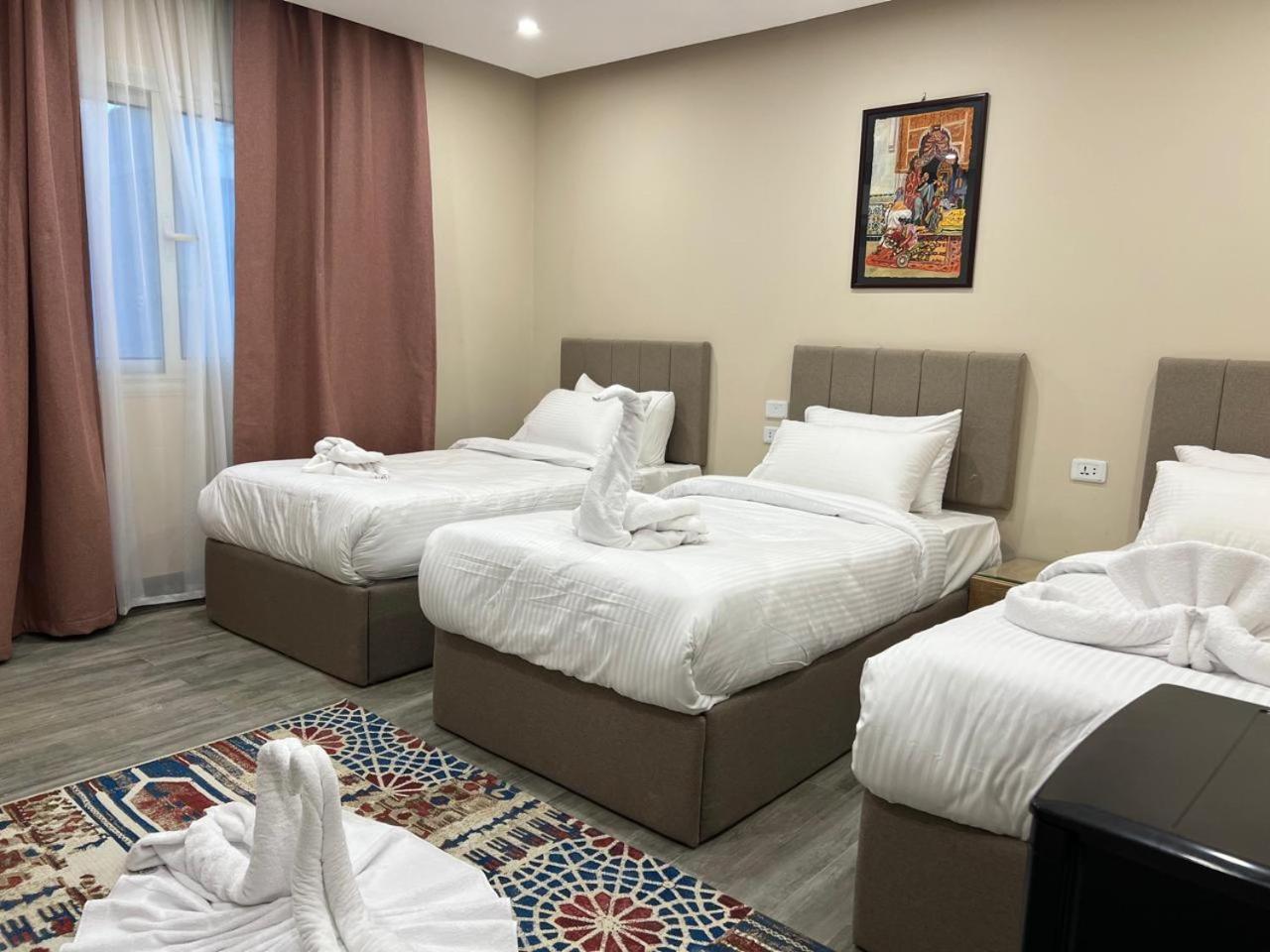 Pyramids Hotel Kafrat al Jabal Екстер'єр фото