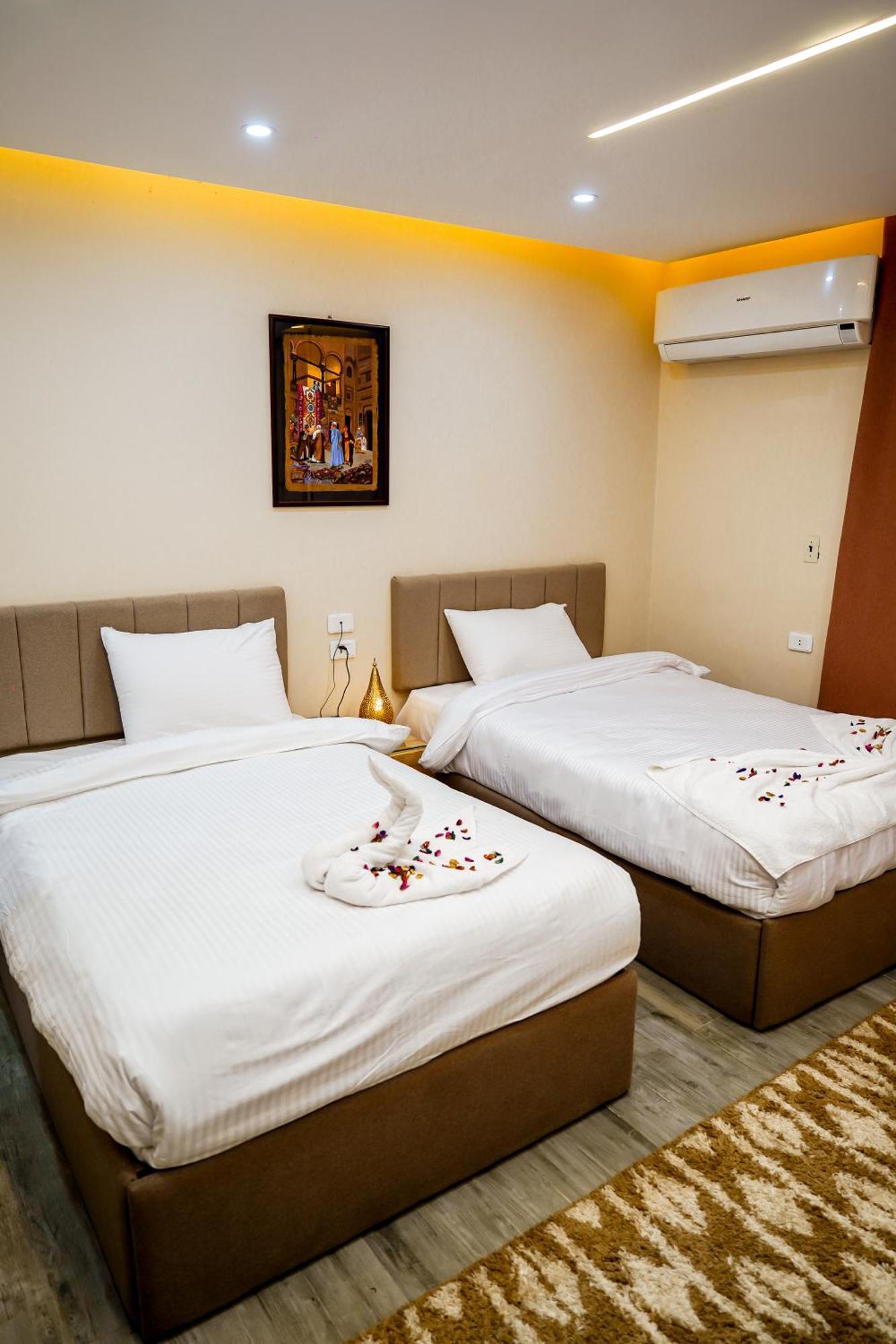 Pyramids Hotel Kafrat al Jabal Екстер'єр фото