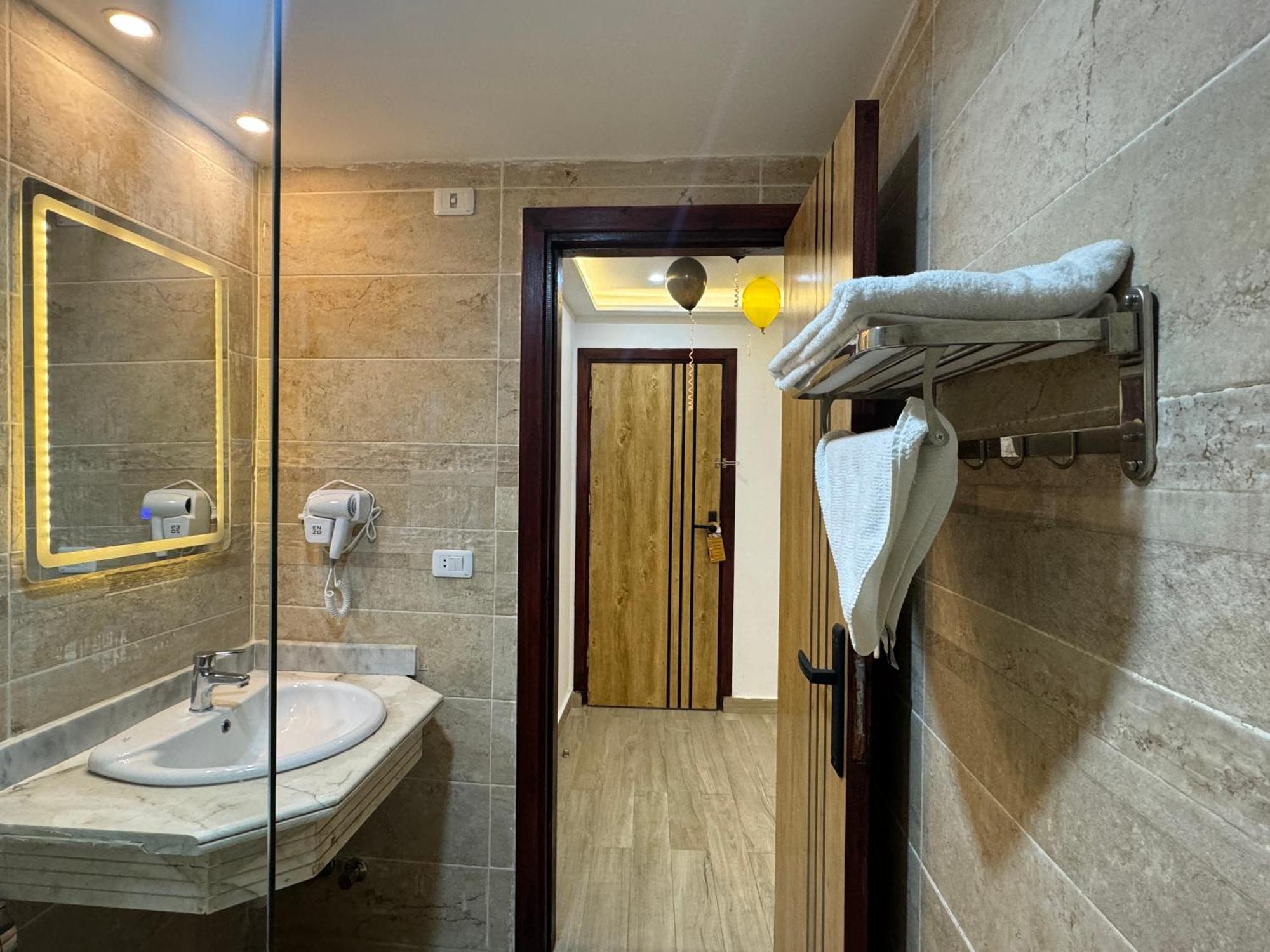 Pyramids Hotel Kafrat al Jabal Екстер'єр фото